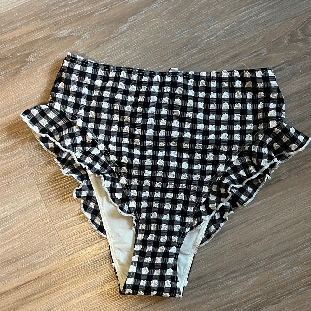 Solid & Striped Off The Shoulder Gingham Ruffle S… - image 2